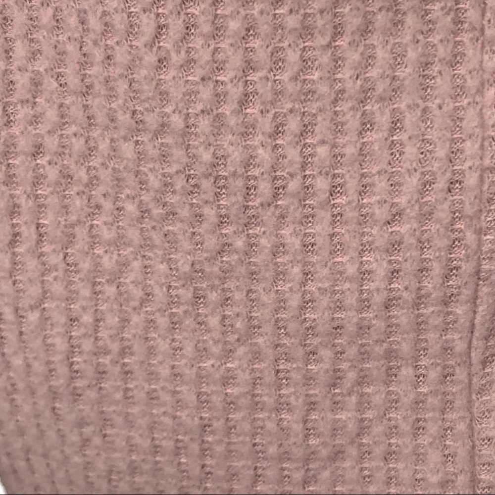 URBAN OUTFITTERS Out From Under Olivia Twist Front Cropped Top Textured Knit M - Picture 6 of 16